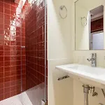Designer Retreat- Newly Remodelled 1 Bedroom * Lisbon