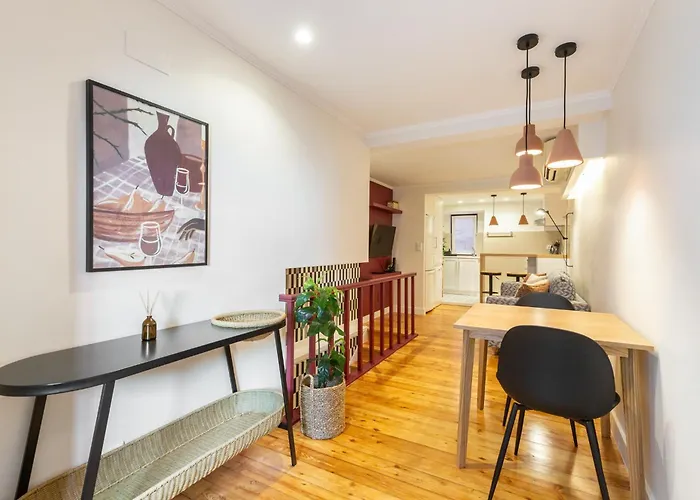 Designer Retreat- Newly Remodelled 1 Bedroom *