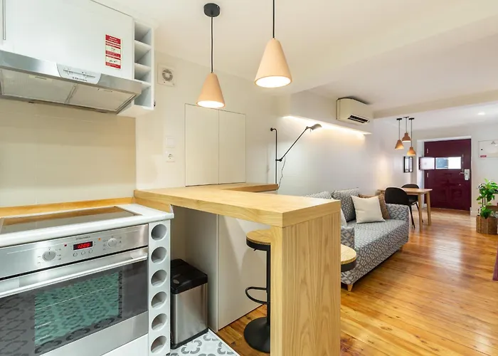 Designer Retreat- Newly Remodelled 1 Bedroom * Lisboa