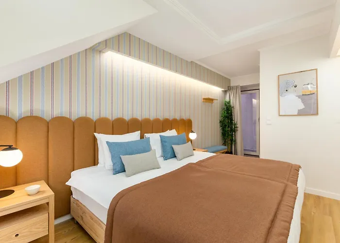 Designer Retreat- Newly Remodelled 1 Bedroom شقة *