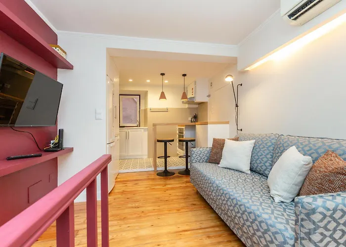 Designer Retreat- Newly Remodelled 1 Bedroom شقة